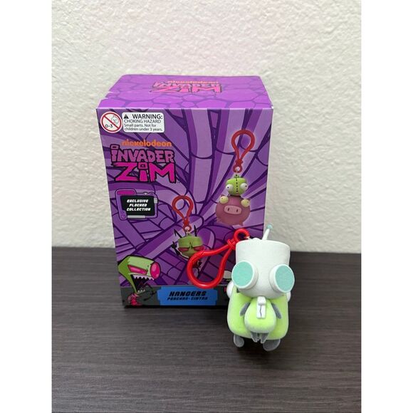Invader Zim Flocked Exclusive Collection Hangers Keychain - GIR (Style B) - Picture 1 of 4